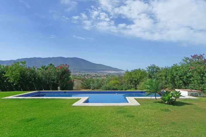 Image No.4-4 Bed Country House for sale