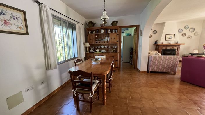 Image No.20-5 Bed Country House for sale