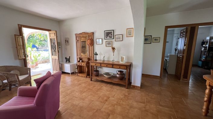 Image No.21-5 Bed Country House for sale