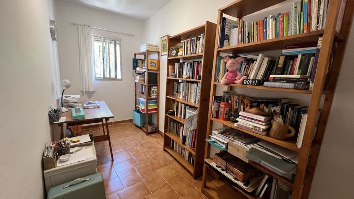 Image No.27-5 Bed Country House for sale