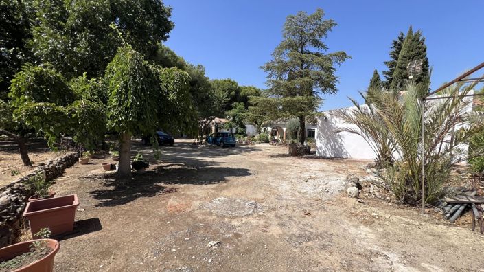 Image No.37-5 Bed Country House for sale