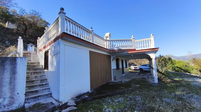 Image No.18-3 Bed Country House for sale