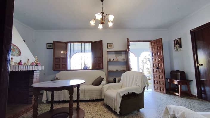 Image No.6-3 Bed Country House for sale