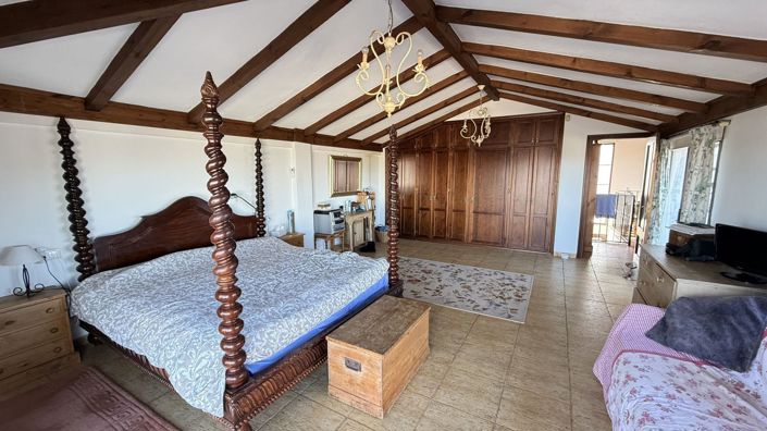 Image No.17-4 Bed Villa for sale