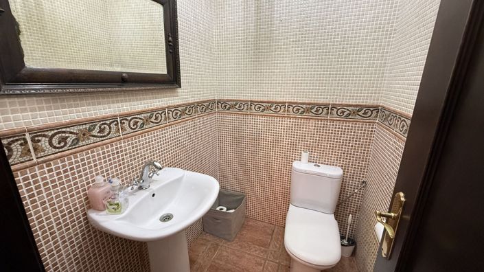 Image No.27-4 Bed Villa for sale