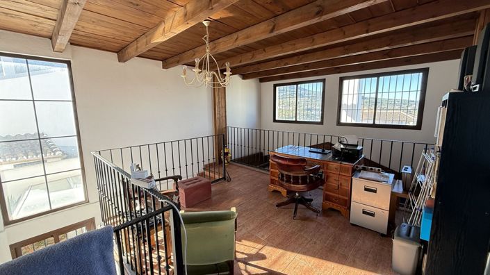 Image No.28-4 Bed Villa for sale