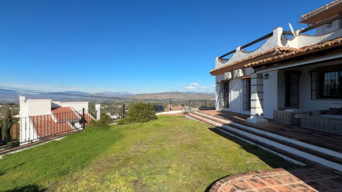 Image No.4-4 Bed Villa for sale