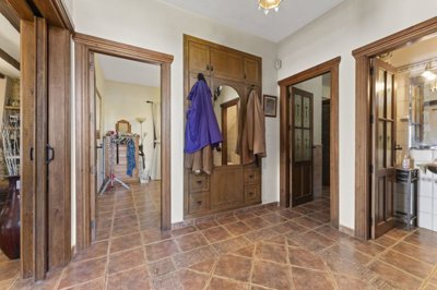 b15574276b6ccd2fa0db3a1a9a099380780a83a76b9