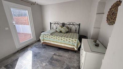 02a213eb48b49f6015f13a1eee5809f0780a5c23cfa