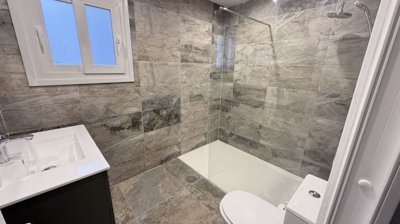 b711ee619df48a45f1383a1eee5801847809e349b65