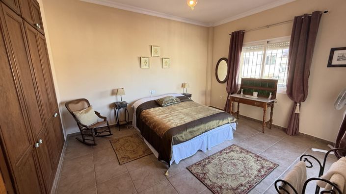 Image No.11-5 Bed Villa for sale