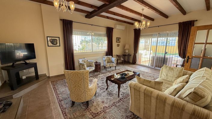 Image No.5-5 Bed Villa for sale