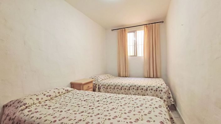 Image No.14-5 Bed Country House for sale