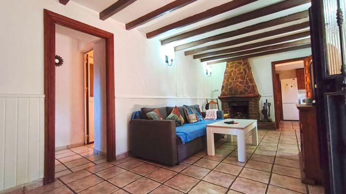 Image No.6-5 Bed Country House for sale