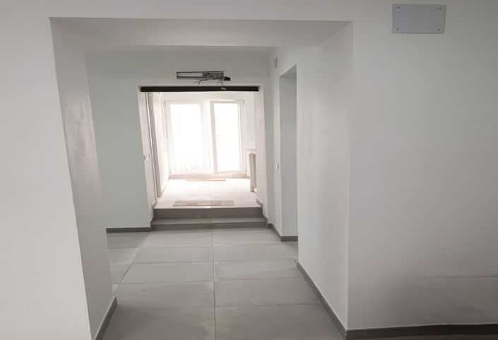 Image No.11-3 Bed Townhouse for sale