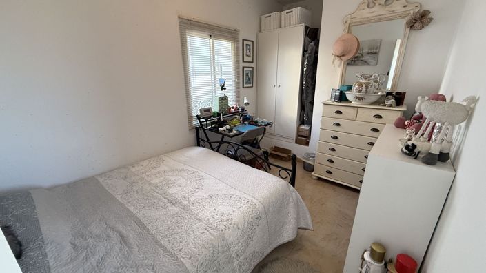 Image No.11-3 Bed Townhouse for sale