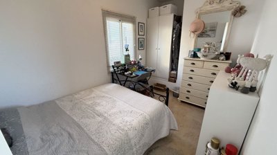 77b6b52affa042de89d23a1fcabdb41f780a65ed713