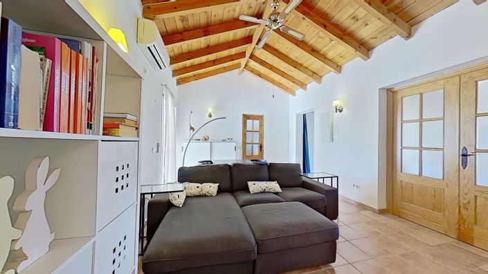 Image No.12-5 Bed Country House for sale