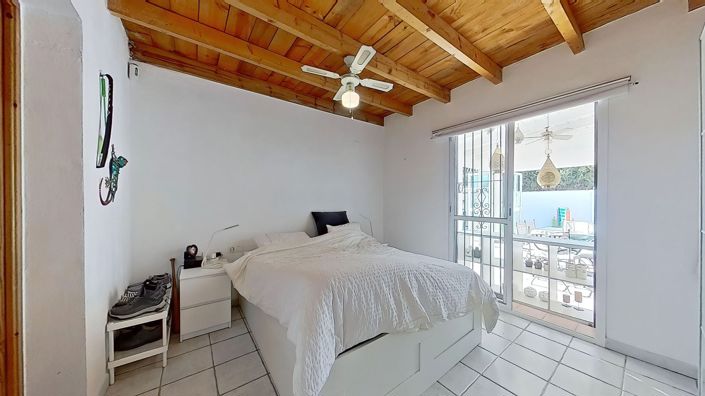 Image No.16-5 Bed Country House for sale