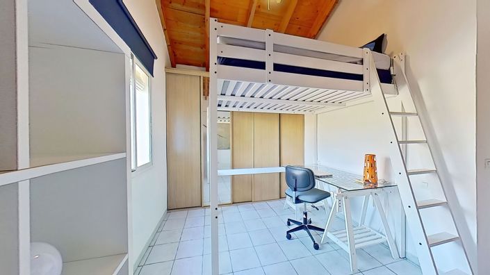 Image No.22-5 Bed Country House for sale