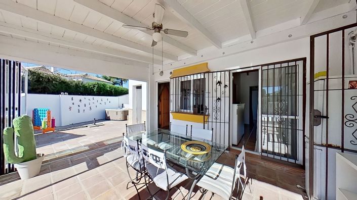 Image No.28-5 Bed Country House for sale