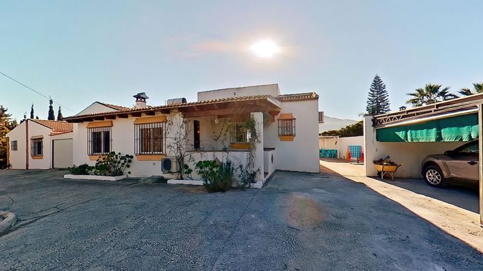 Image No.34-5 Bed Country House for sale