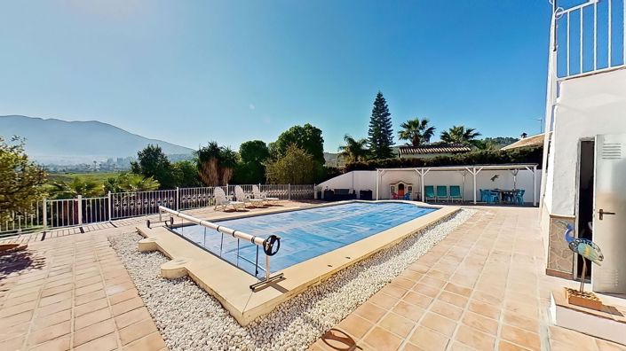 Image No.42-5 Bed Country House for sale