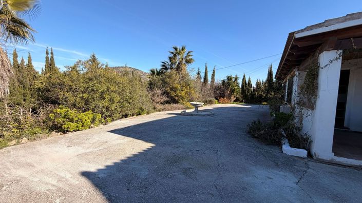 Image No.45-5 Bed Country House for sale