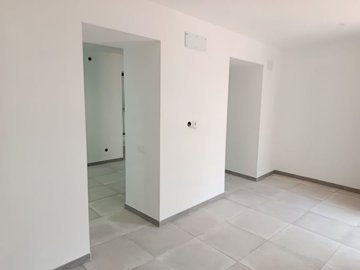 993a018254afbaedba273a1fc5468fec780acc76aee