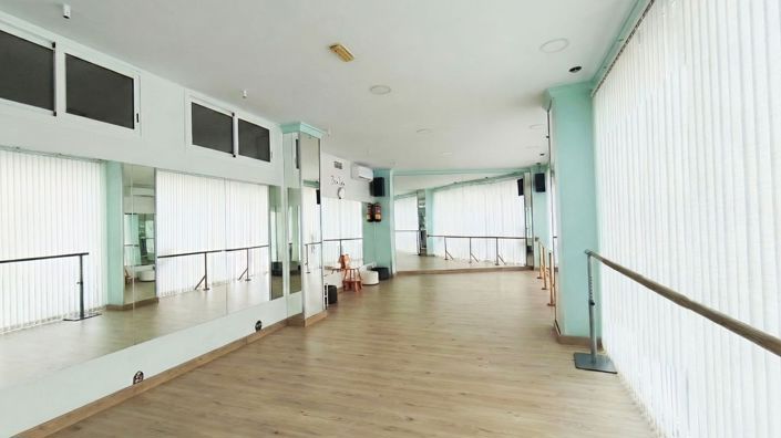 Image No.2-Commercial for sale