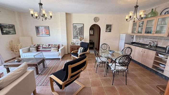 Image No.10-4 Bed Country House for sale