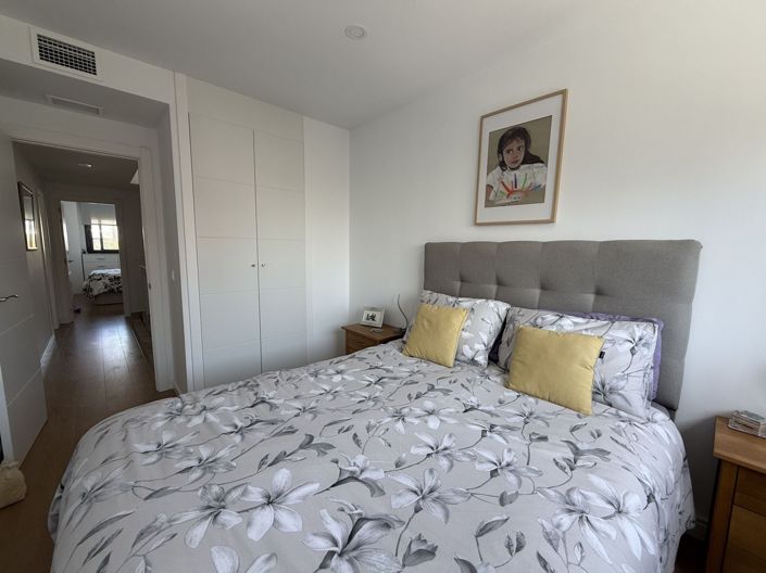 Image No.14-3 Bed Townhouse for sale