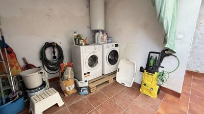 56ed9a50f77c4b9be7063a20381ecc1d780144e3aec