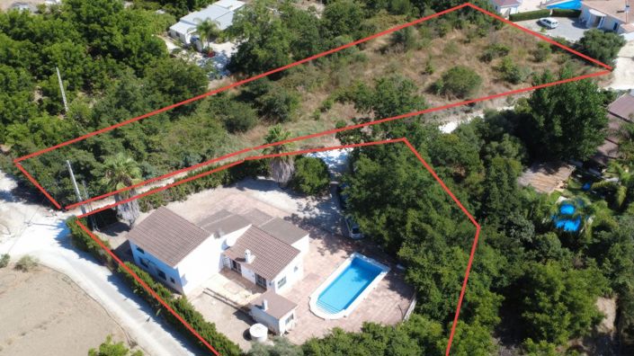 Image No.15-3 Bed Country House for sale