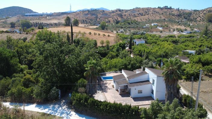 Image No.3-3 Bed Country House for sale