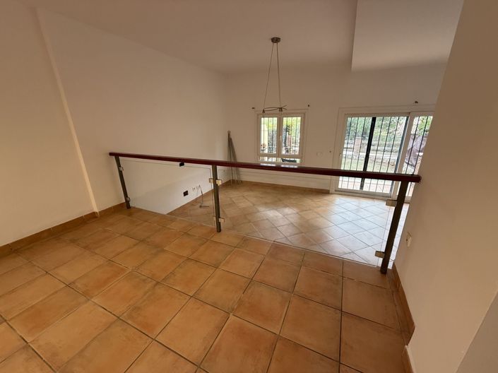 Image No.6-3 Bed Townhouse for sale