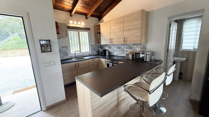 Image No.5-2 Bed Country House for sale