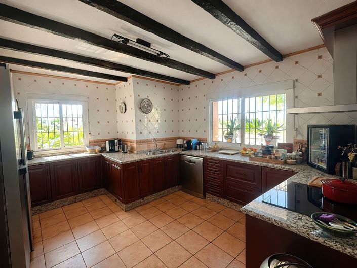 Image No.17-4 Bed Villa for sale