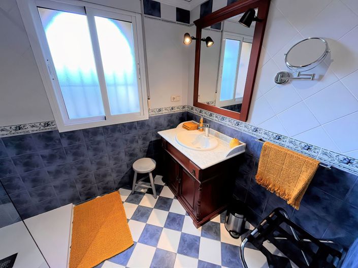 Image No.35-4 Bed Villa for sale