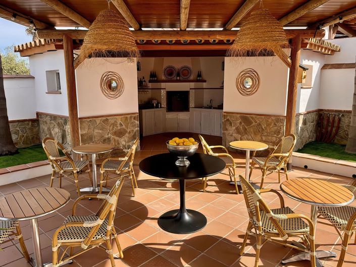 Image No.9-4 Bed Villa for sale