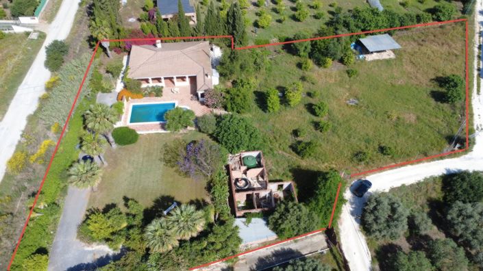 Image No.19-3 Bed Country House for sale