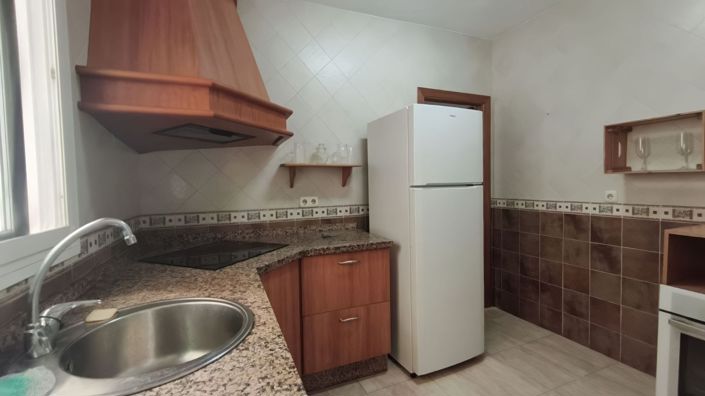 Image No.16-3 Bed Townhouse for sale