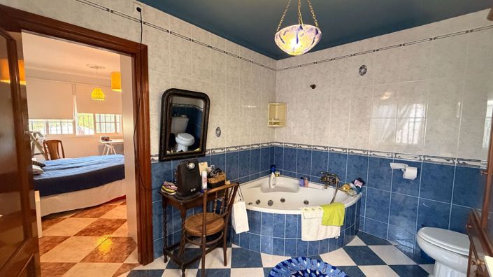 Image No.23-5 Bed Villa for sale