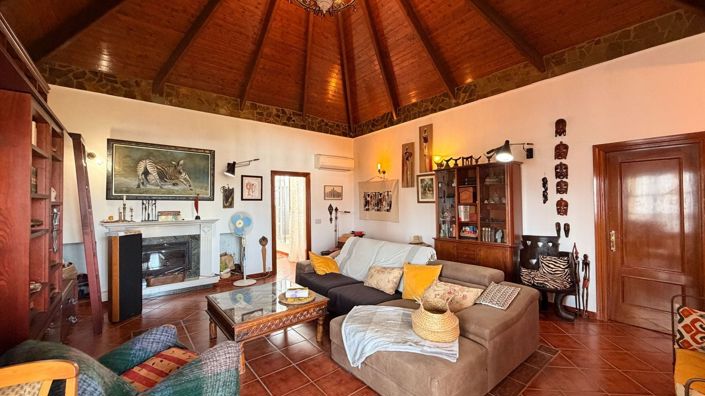 Image No.25-5 Bed Villa for sale