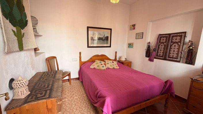 Image No.35-5 Bed Villa for sale