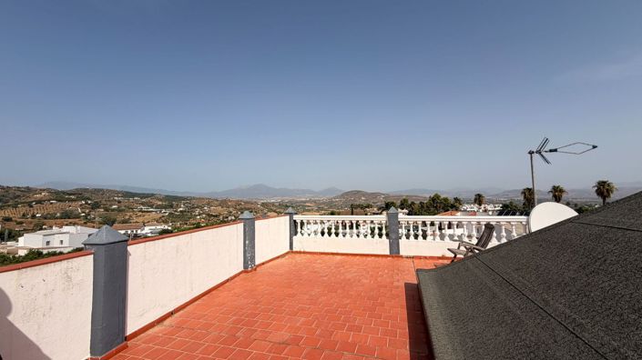 Image No.41-5 Bed Villa for sale