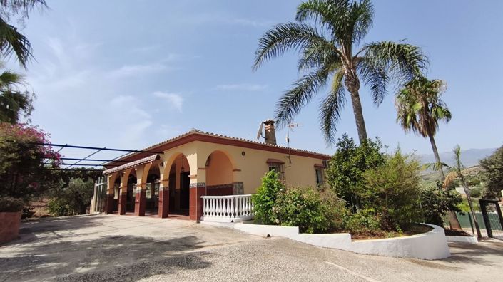 Image No.2-3 Bed Country House for sale