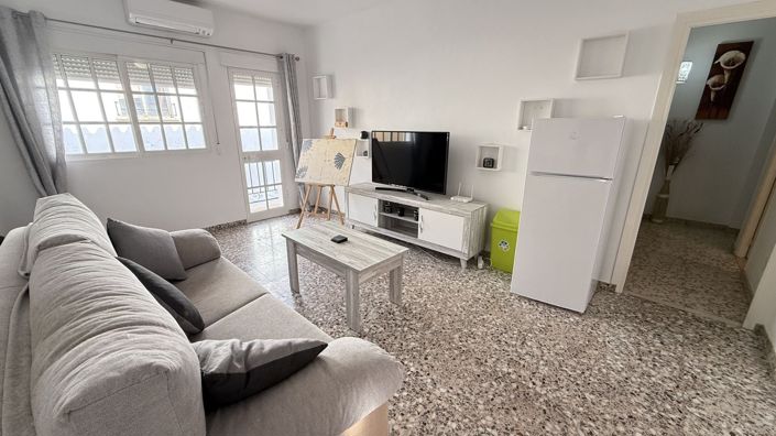 Image No.7-7 Bed Townhouse for sale
