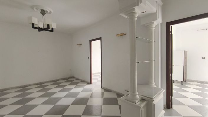 Image No.6-4 Bed Townhouse for sale