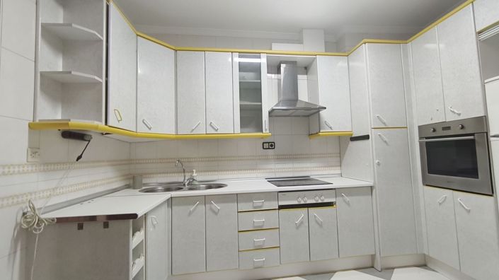 Image No.7-4 Bed Townhouse for sale